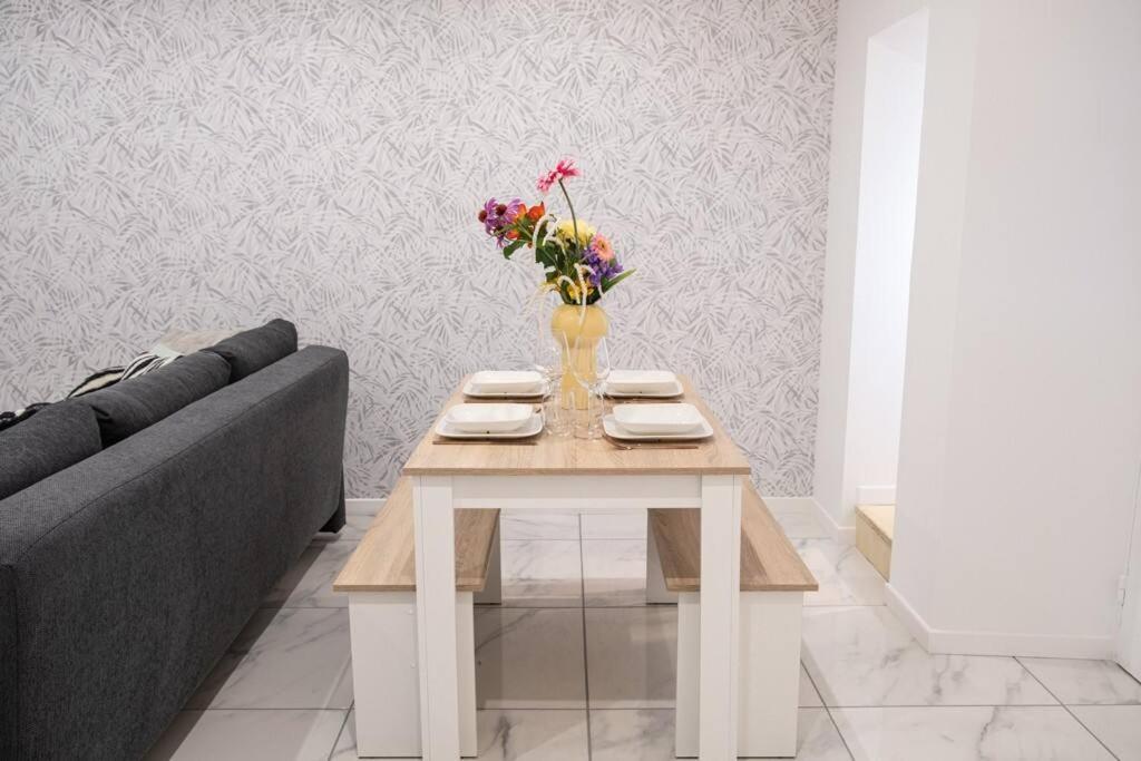 Appartement Renove - Wifi - Jardin - Centre De Niort Extérieur photo